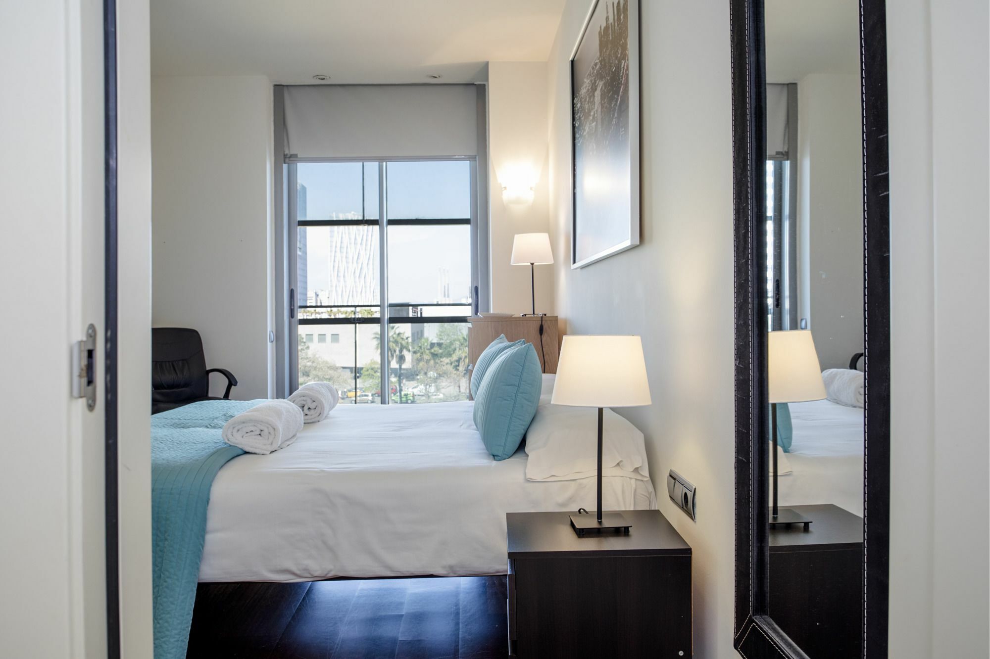 Unique Rentals-Seafront Luxe Suites برشلونة المظهر الخارجي الصورة